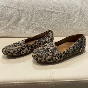 Vionic Leopard Print Flat
